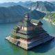 林晓彤，CN日韩主编，旅居日本东京三年、韩国首尔两年，专注日韩时尚与生活方式内容创作，面带微笑的职业女性形象